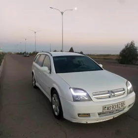 Opel Vectra 2004