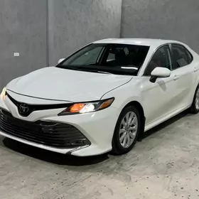 Toyota Camry 2020