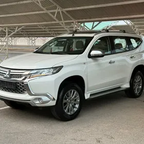 Mitsubishi Montero Sport 2020