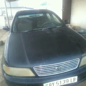 Nissan Cefiro 1995