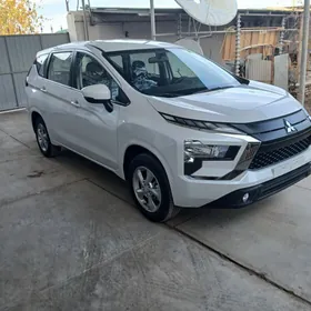 Mitsubishi Xpander 2024