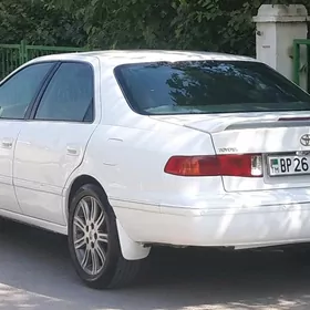 Toyota Camry 2000