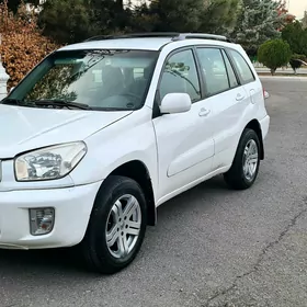 Toyota RAV4 2004