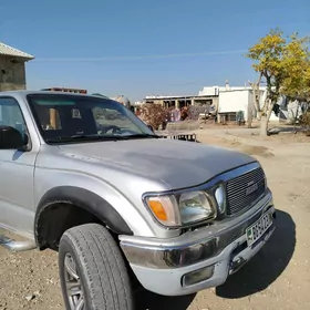 Toyota Tacoma 2000