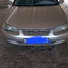 Toyota Camry 1997