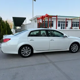 Toyota Avalon 2011