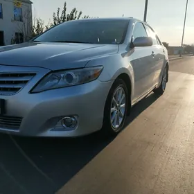 Toyota Camry 2011