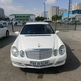 Mercedes-Benz E350 2005