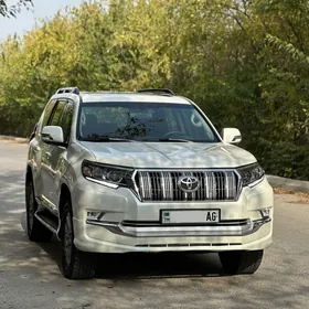 Toyota Land Cruiser Prado 2019