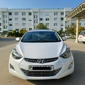 Hyundai Elantra 2011