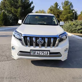 Toyota Land Cruiser Prado 2011