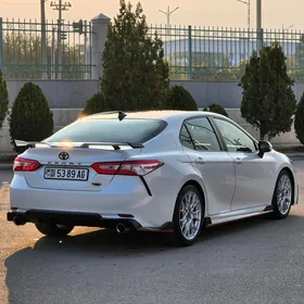 Toyota Camry 2020