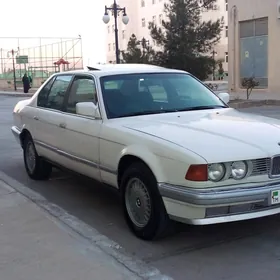 BMW 730 1990