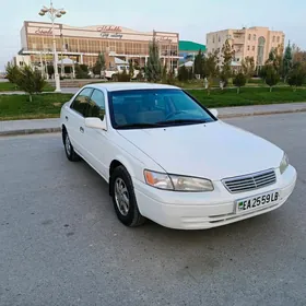 Toyota Camry 1999