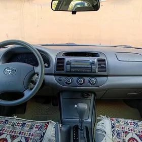 Toyota Camry 2005