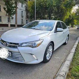 Toyota Camry 2017