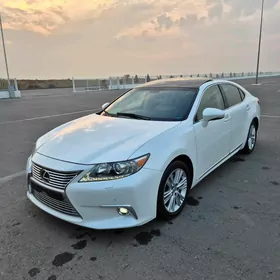 Lexus ES 350 2015