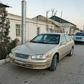 Toyota Camry 1999