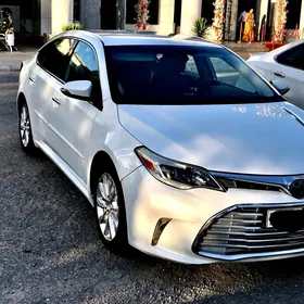 Toyota Avalon 2018