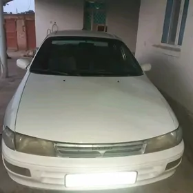 Toyota Carina 1992