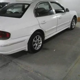 Hyundai Sonata 2003