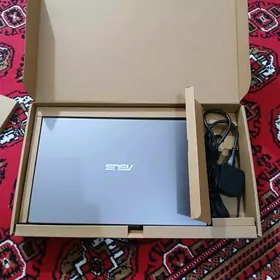 ASUS  core i3  10pak