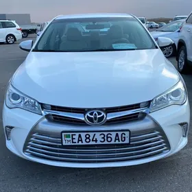 Toyota Camry 2017