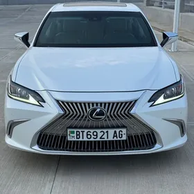 Lexus ES 350 2019