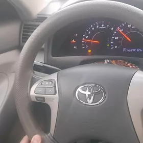 Toyota Camry 2010