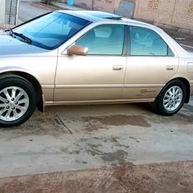 Toyota Camry 1998