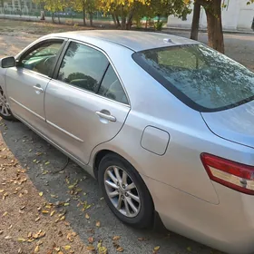 Toyota Camry 2011