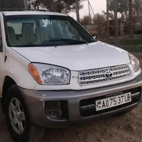 Toyota RAV4 2003