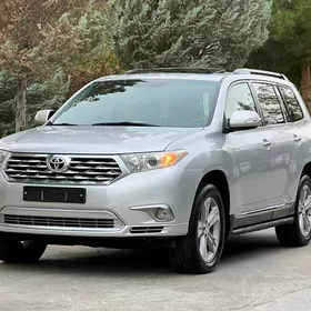 Toyota Highlander 2011