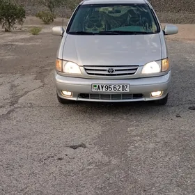 Toyota Sienna 2002