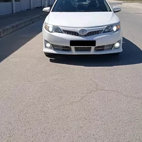 Toyota Camry 2013