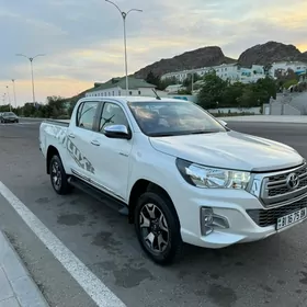 Toyota Hilux 2018