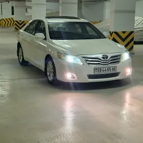 Toyota Camry 2010