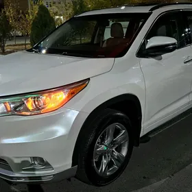 Toyota Highlander 2015