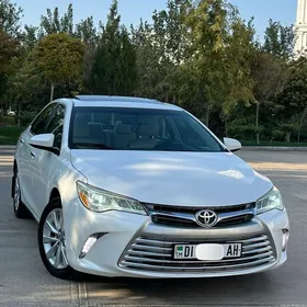 Toyota Camry 2017