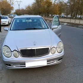 Mercedes-Benz E320 2003