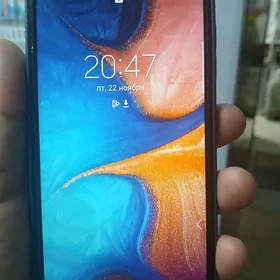 Samsung A20 3.32