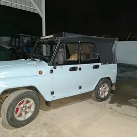 UAZ 469 2000