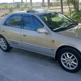 Toyota Camry 2001