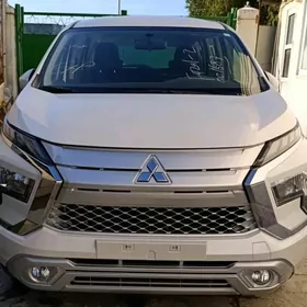 Mitsubishi Xpander 2024