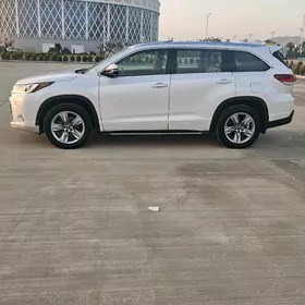 Toyota Highlander 2019