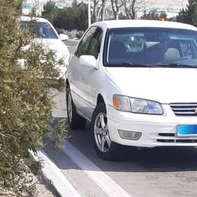 Toyota Camry 1998