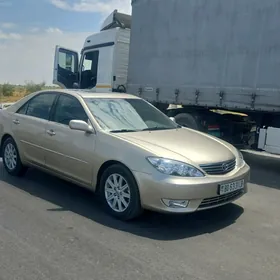 Toyota Camry 2005