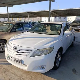 Toyota Camry 2010