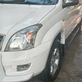 Toyota Land Cruiser Prado 2004