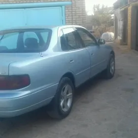 Toyota Camry 1993